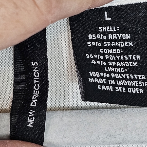 New Directions Soft White Knit Top Size L EUC - Picture 3 of 5